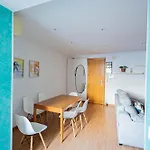 2 Bedroom Center