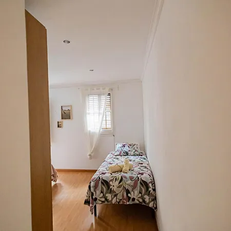 2 Bedroom Center Appartement *