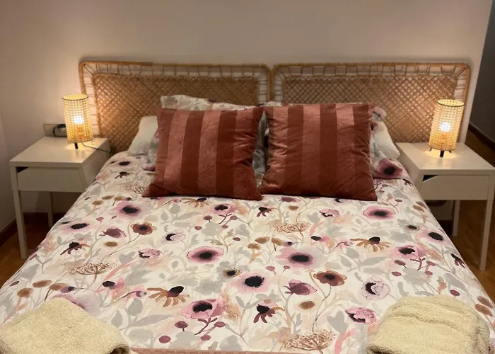 2 Bedroom Center شقة *