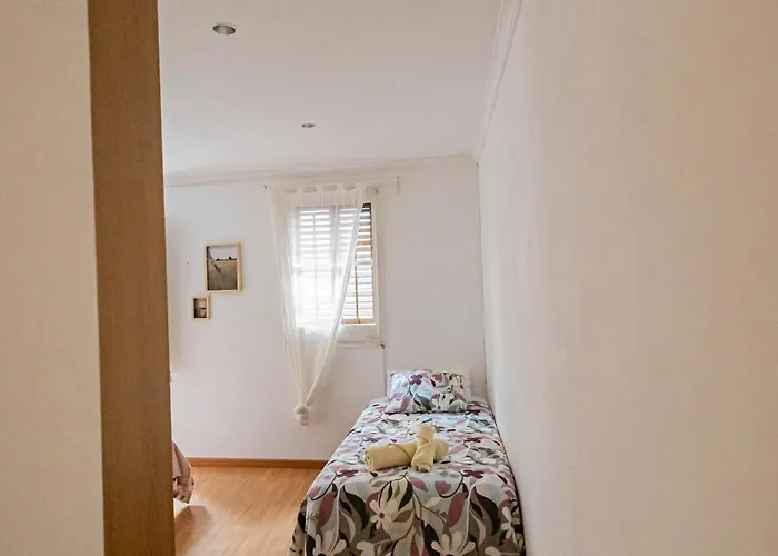 2 Bedroom Center شقة *