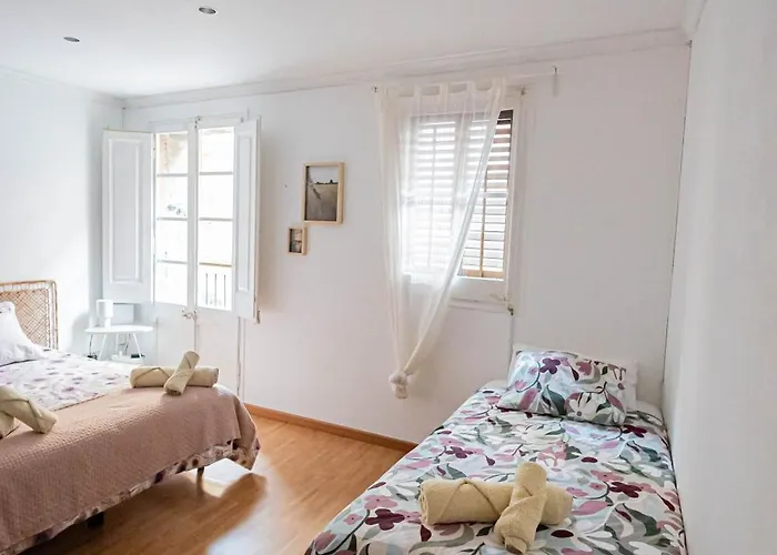 2 Bedroom Center شقة