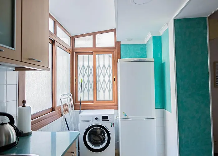 شقة 2 Bedroom Center *